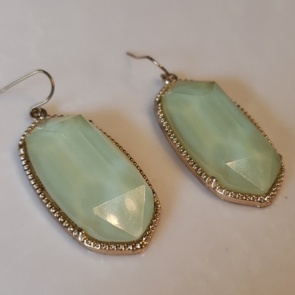 Mint and Gold Earrings - Picture 1 of 1